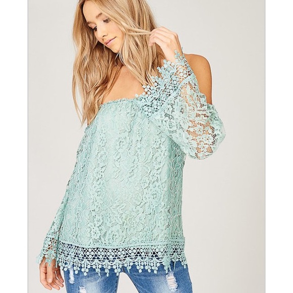🎉HP🎉Sage Lace Off Shoulder Top - Picture 5 of 7